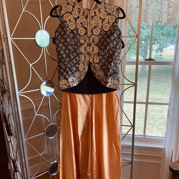 Indian Kalki Exclusive Designer Gota Pati Jacket & Silk Cowl Pant Set - Picture 5 of 6